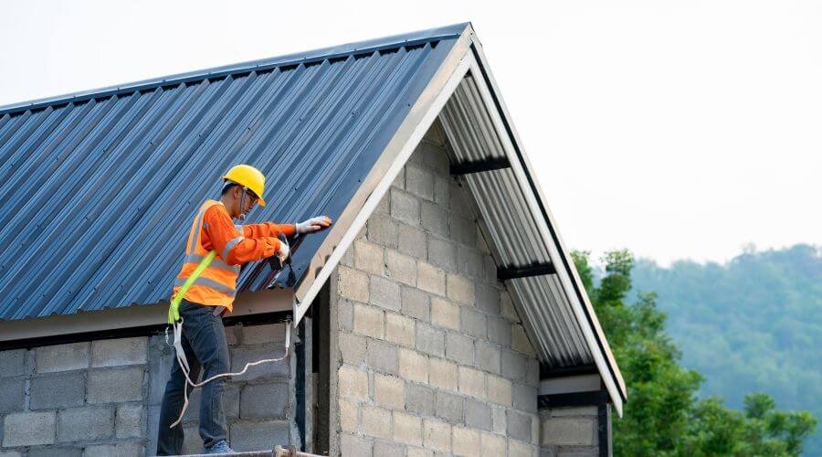 Expert Emergency Roof Repairs services in Camp Hill, AL